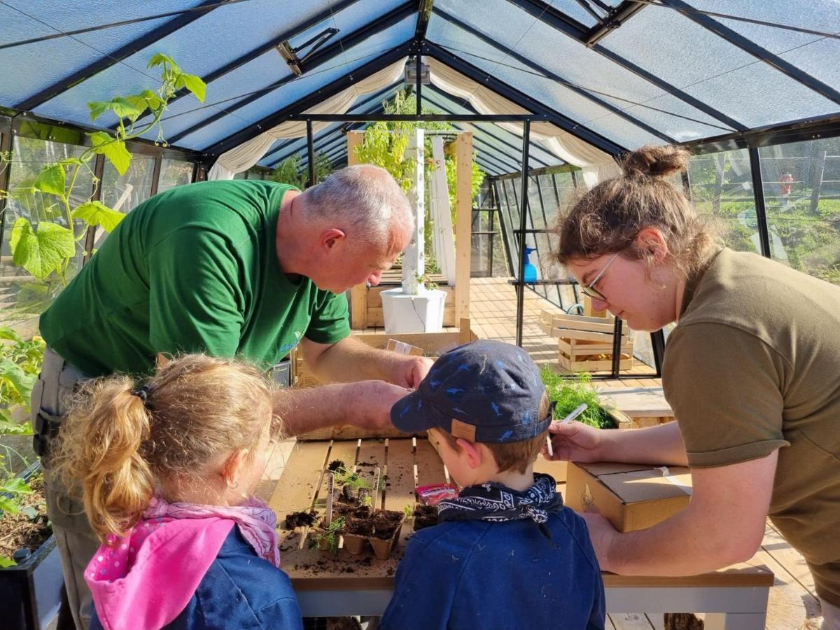 Center Parcs Les Trois Forets アティニー エクステリア 写真
