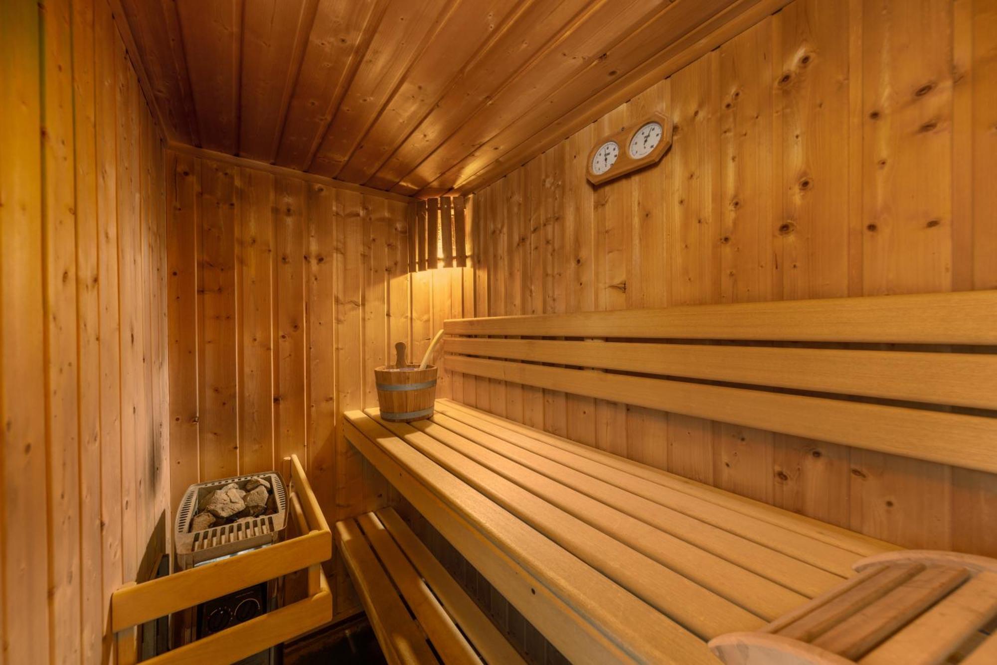 Center Parcs Les Trois Forets アティニー エクステリア 写真