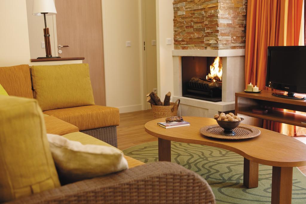Center Parcs Les Trois Forets アティニー エクステリア 写真